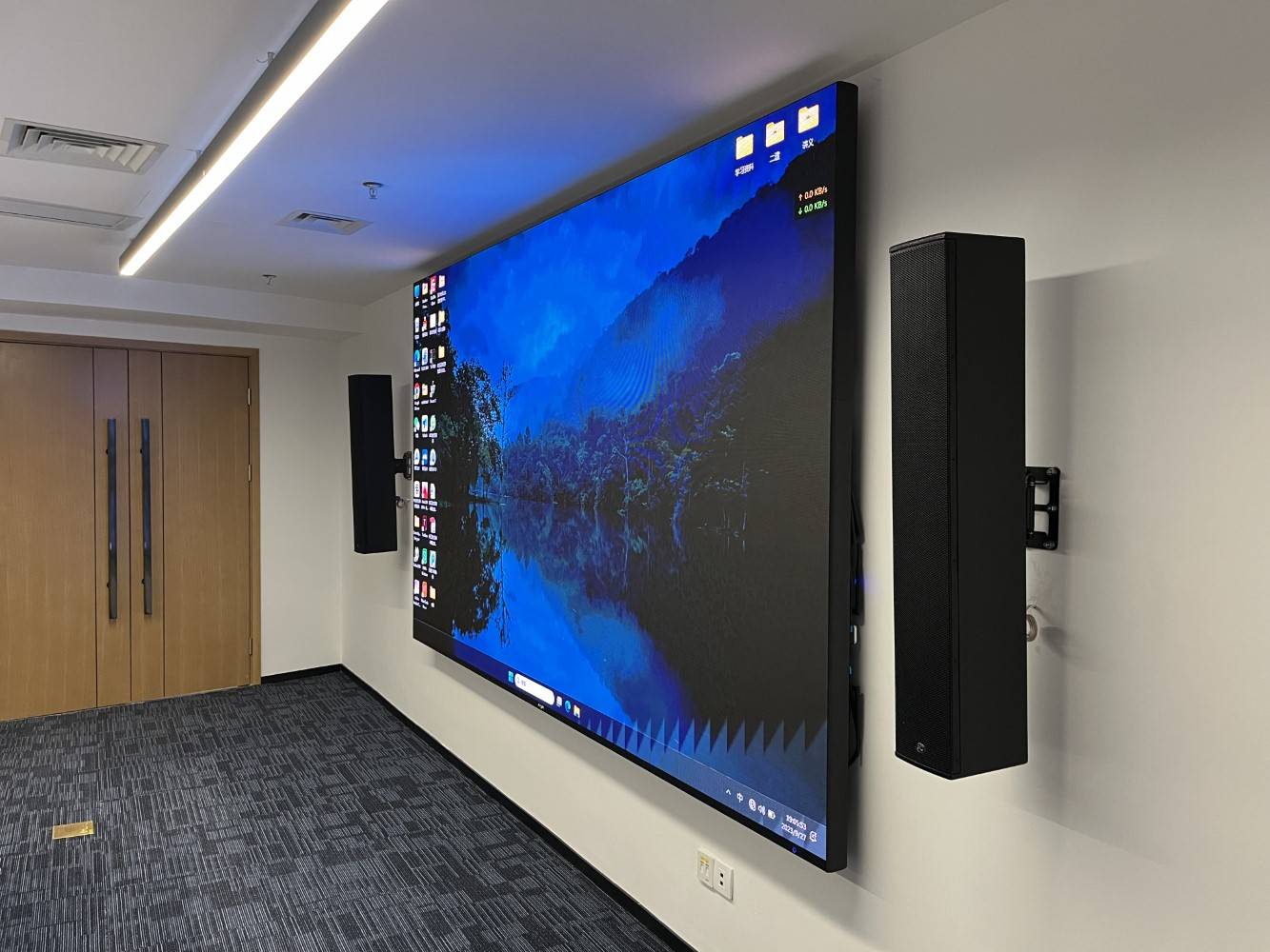 深圳市中创世纪科技有限公司：会议屏会议室大屏幕会议室电子屏智能会议一体机会议智能一体机行业优选方案提供商(图3)